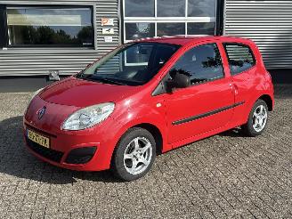 uszkodzony samochody osobowe Renault Twingo 1.2 Authentique 2008/5