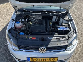 Volkswagen Polo 1.2 TSI Highline 5drs 1e eigenaar picture 25