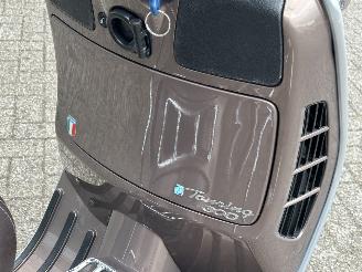 Vespa  GTS 300 i.e. Touring ABS picture 11
