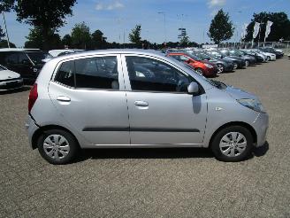Hyundai I-10 1.1 I-Drive cool picture 5
