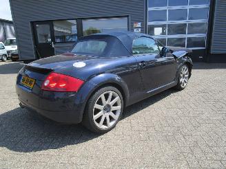 škoda osobní automobily Audi TT Roadster 1.8 5V Turbo 2002/4