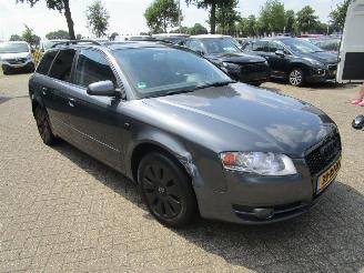 Audi A4 Avant 2.5 TDI Pro-line Business picture 4