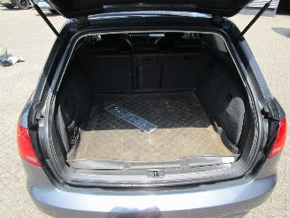 Audi A4 Avant 2.5 TDI Pro-line Business picture 17