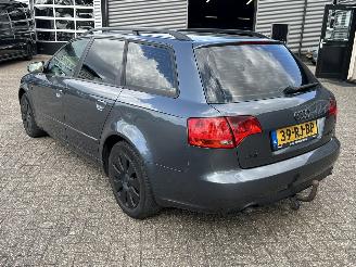 Audi A4 Avant 2.5 TDI Pro-line Business picture 3