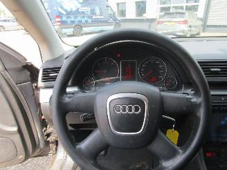 Audi A4 Avant 2.5 TDI Pro-line Business picture 15