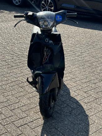 Piaggio  Zip 50 4T picture 4