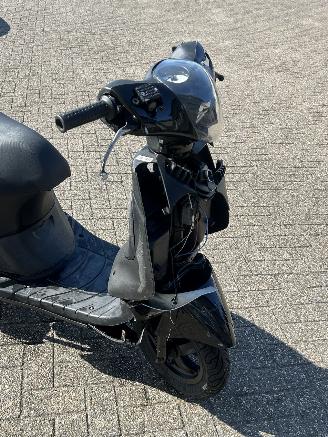 Piaggio  Zip 50 4T picture 10
