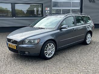 Avarii autoturisme Volvo V-50 2.5 T5 Exclusive 2004/5