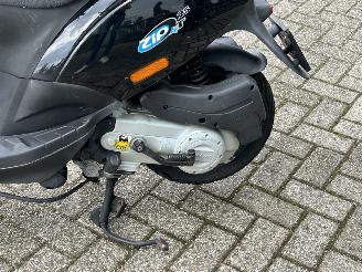 Piaggio  Zip 50 4T picture 9