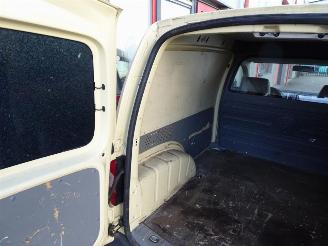 Volkswagen Caddy 2.0 SDI rijdbare schade picture 20