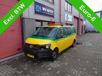 skadebil bedrijf Volkswagen Transporter 2.0 TDI L2H1 DC Trendline 97888 km !!!!!!!! 2 x schuifdeur 2017/4