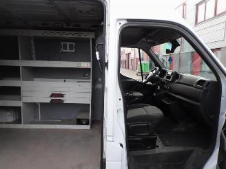 Renault Master T35 2.3 dCi 135 L2H2 Comfort 117276 km ! met inrichting picture 10