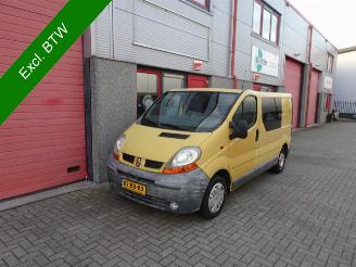 begagnad bil bedrijf Renault Trafic 1.9 dCi L1H1 Série Spéciale 3 zits 2002/8