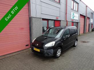 Käytettyjen commercial vehicles Peugeot Partner 120 1.6 HDI L1 XR Profit + 2014/5