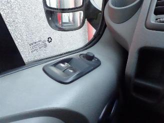 Renault Trafic 2.0 dCi T29 L2H1 airco picture 15