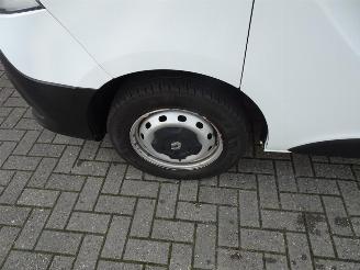 Renault Trafic 1.6 dCi T27 L1H1 Comfort 3 zits airco picture 22