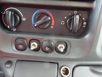 Ford Transit 300S 2.4TDdi rolstoelbus met lift automaat picture 17