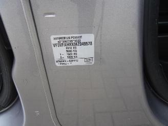 Peugeot Expert 2.0 BlueHDI 120 Long Asphalt DC picture 31