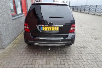 Mercedes M-klasse 320 CDI 4 matic airco navi lkw / van 3500 kg trekhaakgewicht picture 15