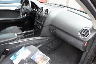 Mercedes M-klasse 320 CDI 4 matic airco navi lkw / van 3500 kg trekhaakgewicht picture 10