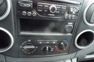 Citroën Berlingo 1.6 e-HDI 500 Club Economy 3 zits clima navi picture 9