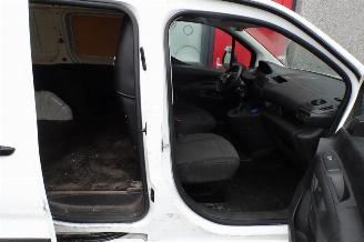 Peugeot Partner 1.5 BlueHDI Pro airco picture 21