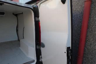Opel Vivaro 2.0 CDTI L1H1 konvekta koelwagen 3 zits airco picture 11