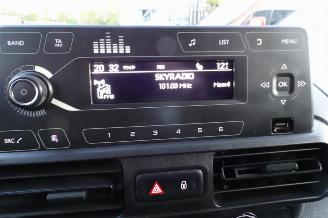 Peugeot Partner 1.6 BlueHDI Pro airco trekhaak picture 12