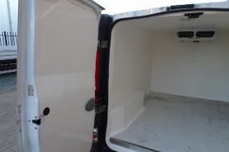 Opel Vivaro 2.0 CDTI L1H1 konvekta koelwagen 3 zits airco picture 10