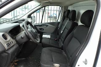 Renault Trafic 1.6 dCi T27 L1H1 Comfort 3 zits airco picture 7