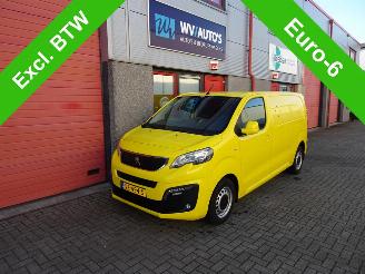 krockskadad bil bedrijf Peugeot Expert 231S 2.0 BlueHDI 120 Pro 3 zits airco 2016/9