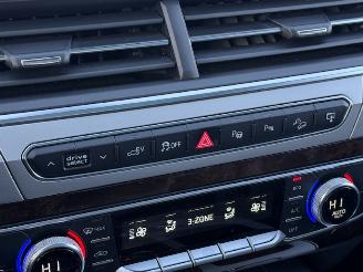 Audi Q7 E-TRON picture 10