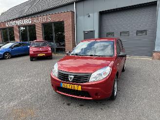 Schadeauto Dacia Sandero 1.2 (Hatchback 5-dr.) 2012/1