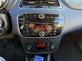 Fiat Punto Evo 1.4 Dynamic  Hatchback 3-dr. picture 15