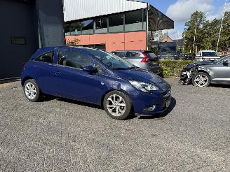 Vaurioauto  passenger cars Opel Corsa 1.4 Innovation  PANORAMADAK Hatchback 3-dr. 2017/7
