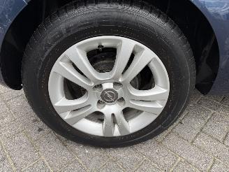 Opel Corsa 1.2-16V Selection Hatchback 3-dr. picture 12