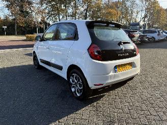 Schadeauto Renault Twingo R80 E-Tech Equilibre 22 kWh 2022/9