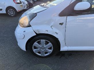 Toyota Aygo 1.0-12V Comfort  AIRCO  (Hatchback 5-dr.) picture 14