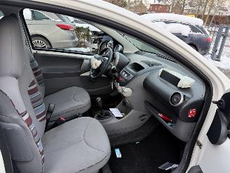 Citroën C1 1.0-12V Ambiance  AIRCO Hatchback 3-dr. picture 12