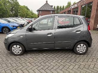 Hyundai I-10 1.1 Active Cool (Hatchback 5-dr.) picture 2