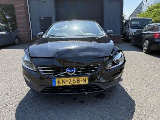 Volvo V-60 2.0 T3 Nordic+ (Stationwagen 5-dr.) picture 9