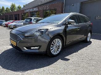 Schadeauto Ford Focus 1.5 Titanium (Stationwagen 5-dr.) 2016/3
