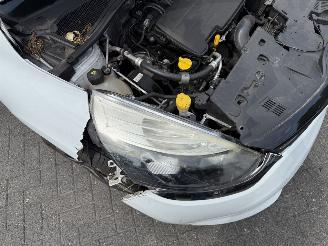 Renault Clio 1.2 16V  AIRCO NAVIGATIE  (Hatchback 5-dr.) picture 9