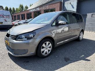 Unfallwagen Volkswagen Touran 1.4 TSI Comfortline (MPV 5-dr.) 2011/2