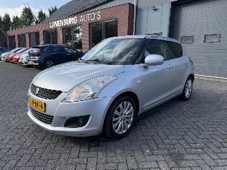 uszkodzony samochody osobowe Suzuki Swift 1.2 Exclusive EASSS (Hatchback 5-dr.) 2011/4