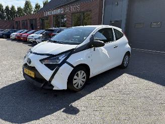 škoda osobní automobily Toyota Aygo 1.0 VVT-i x (Hatchback 3-dr.) 2018/11