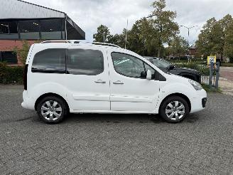 Citroën Berlingo 1.2 PureTech Feel (MPV 5-dr.) picture 6
