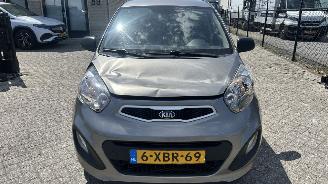 Unfallwagen Kia Picanto  2014/10