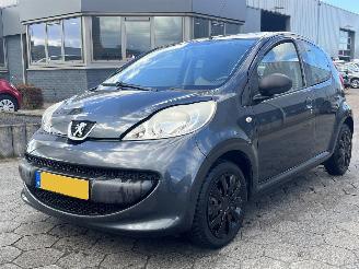 skadebil auto Peugeot 107 1.0-12V XR 2009/2