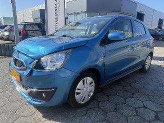 krockskadad bil auto Mitsubishi Space-star 1.0 Cool+ 2019/1
